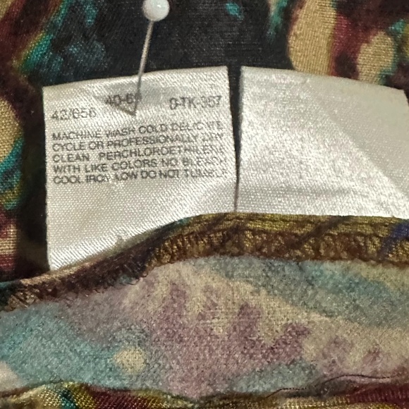 MaxMara Floral Linen Button Down Short Sleeve Top - Picture 4 of 8